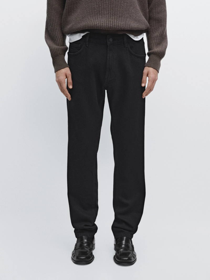 Джинсы в стиле slim fit