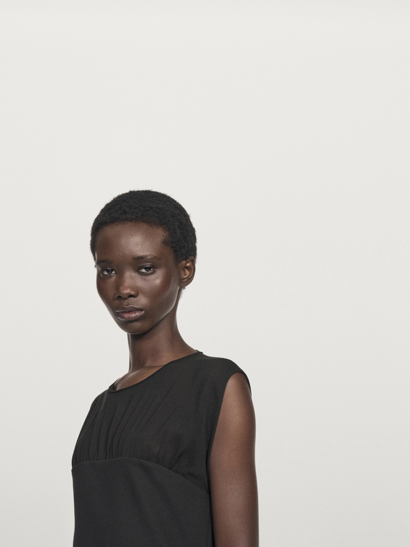 Платье-миди с контрастным полупрозрачным верхом