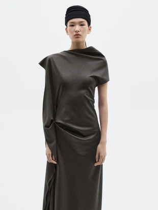 Длинное платье с деталями на горловине - LIMITED- Заказать в России