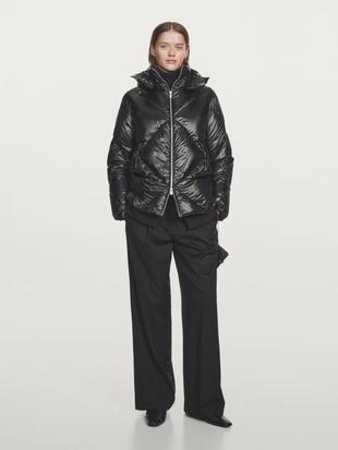 Стеганая куртка с водоотталкивающим покрытием- Заказать в России