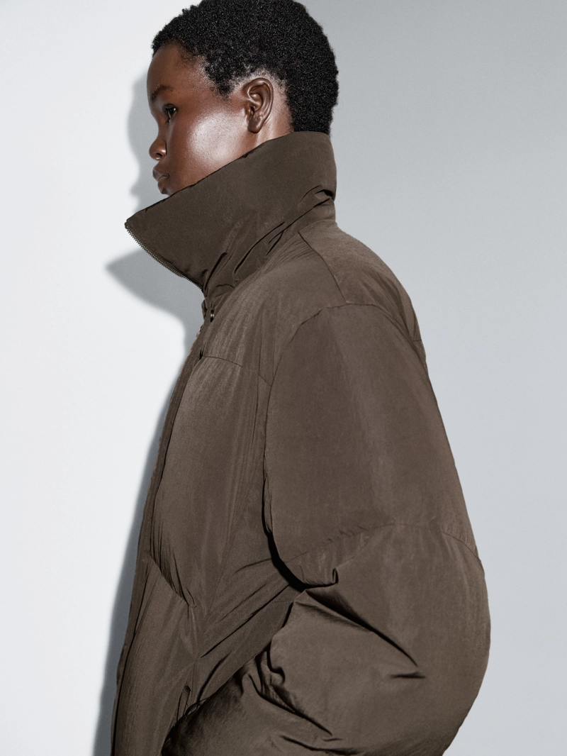 Пуховик с водоотталкивающей отделкой