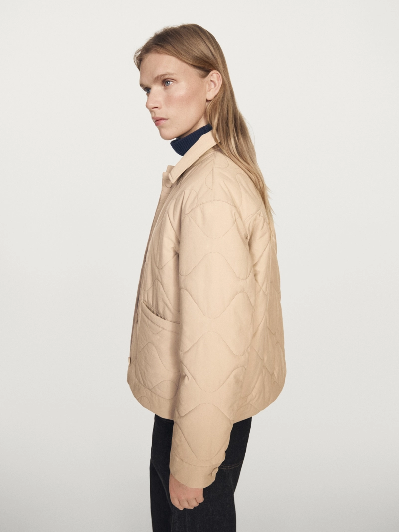 Куртка с деталями шва