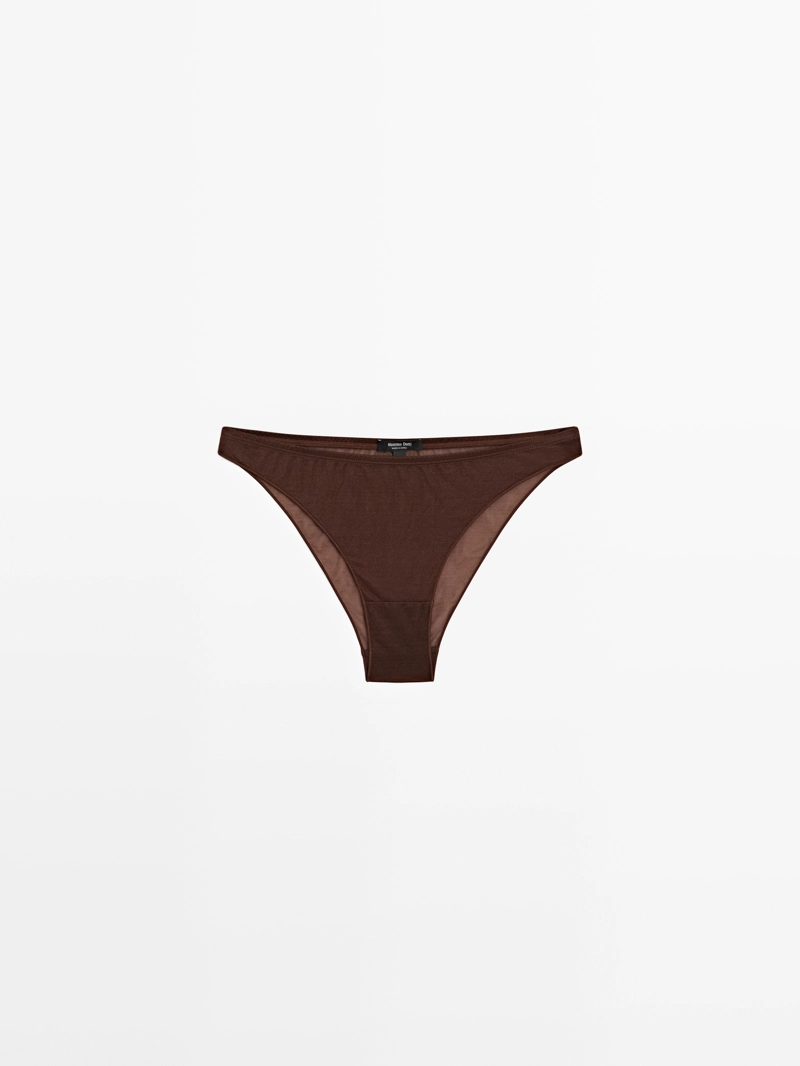 Трусики из полупрозрачной ткани с металлическими деталями