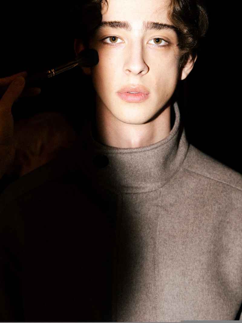 Пальто из шерстяной смеси с высоким воротником - limited