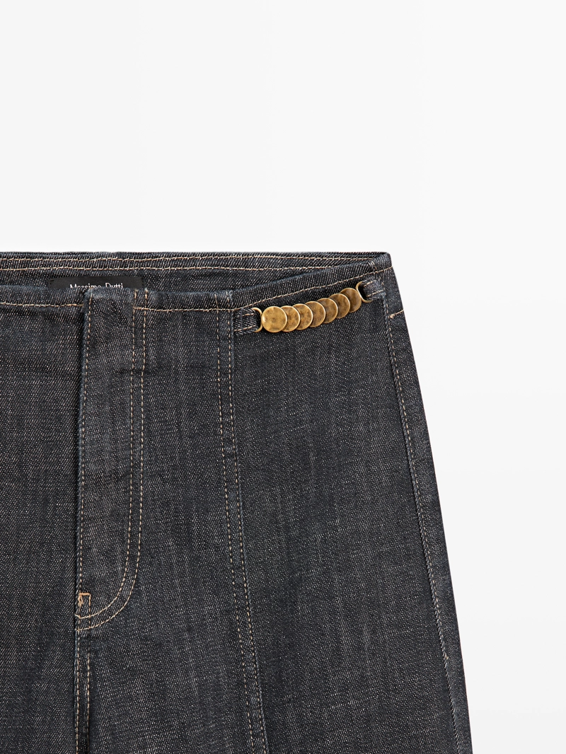 Джинсы с высокой талией и широкими штанинами с цепями