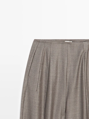 Брюки свободного кроя с зауженным силуэтом - LIMITED- Заказать в России