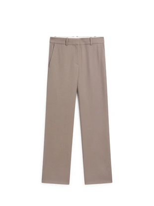 Брюки приталенного кроя из 100% шерсти - LIMITED- Заказать в России