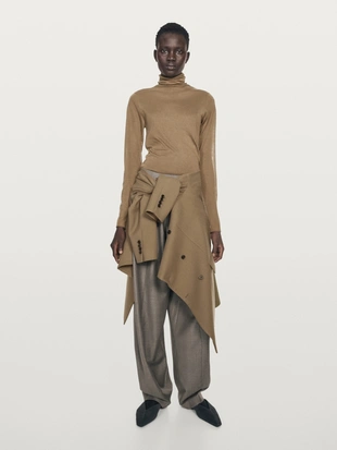 Свитер из 100% шелка с высоким воротником - LIMITED- Заказать в России