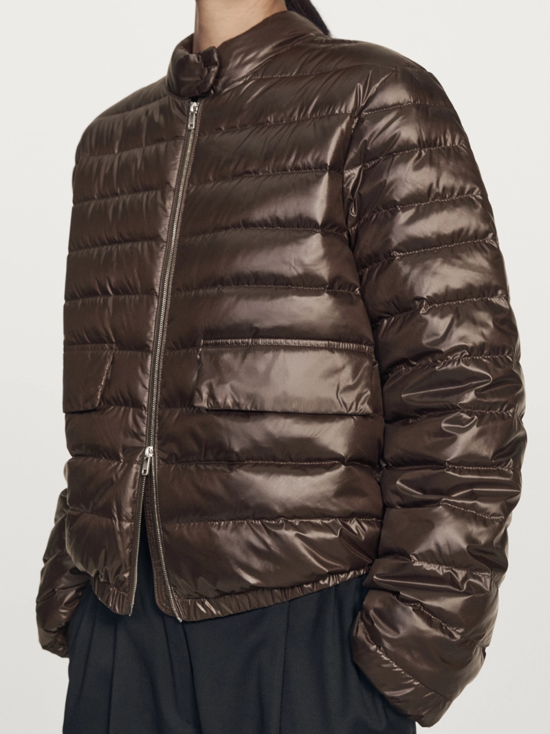 Пуховик-бомбер с водоотталкивающей отделкой