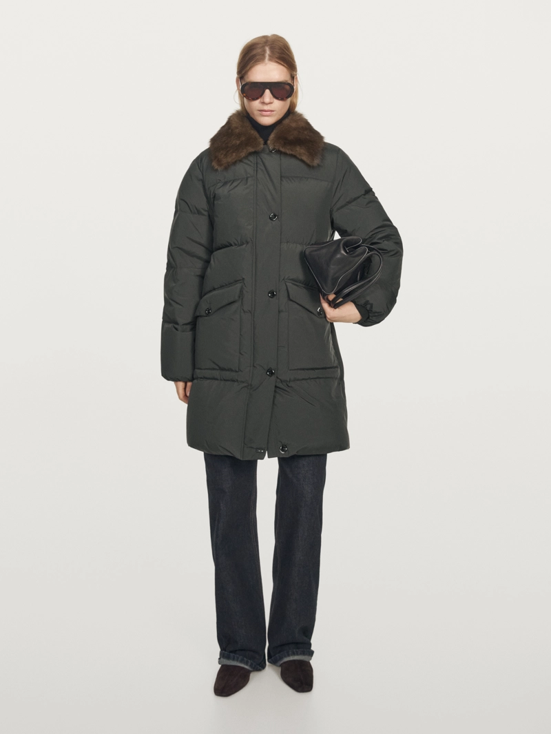 Длинный пуховик с водоотталкивающим воротником