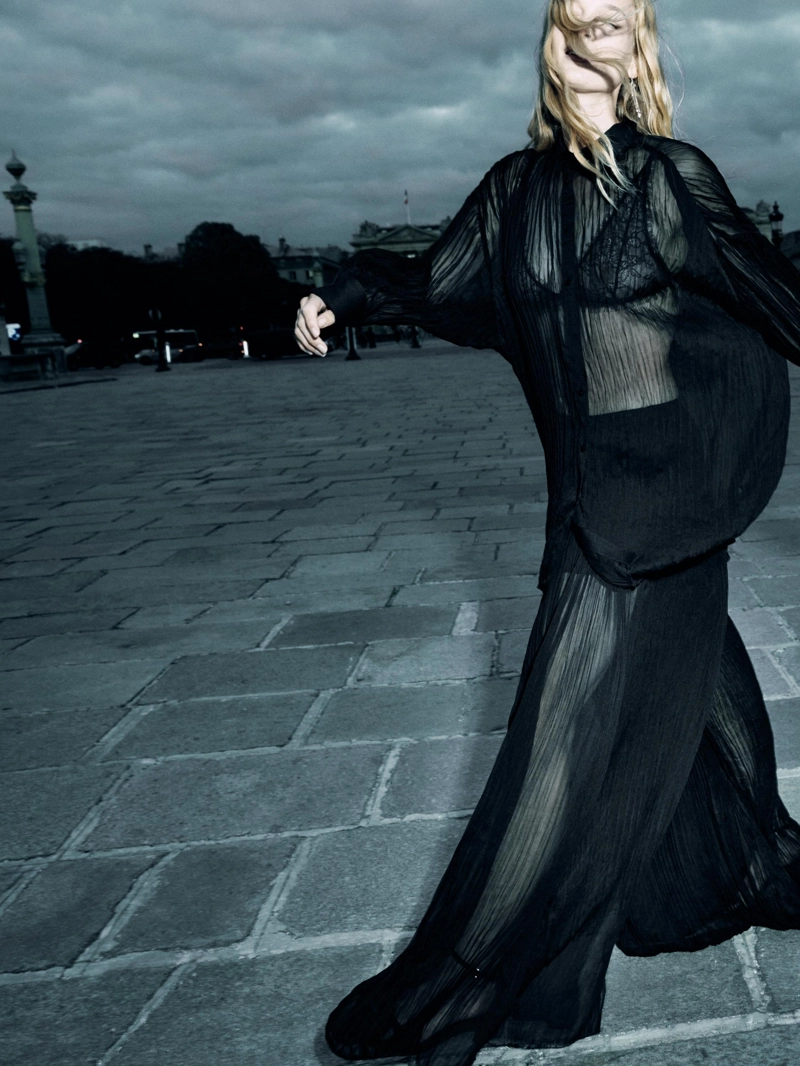 Широкие брюки с защипами