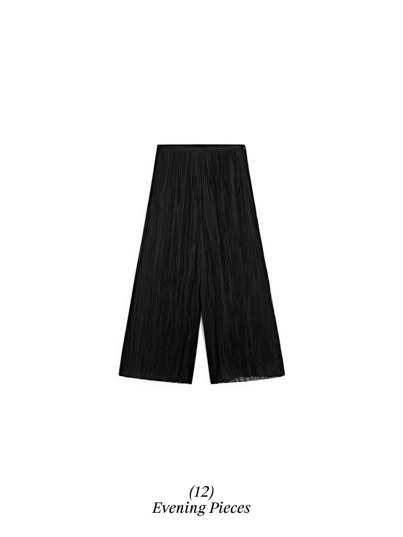 Широкие брюки с защипами