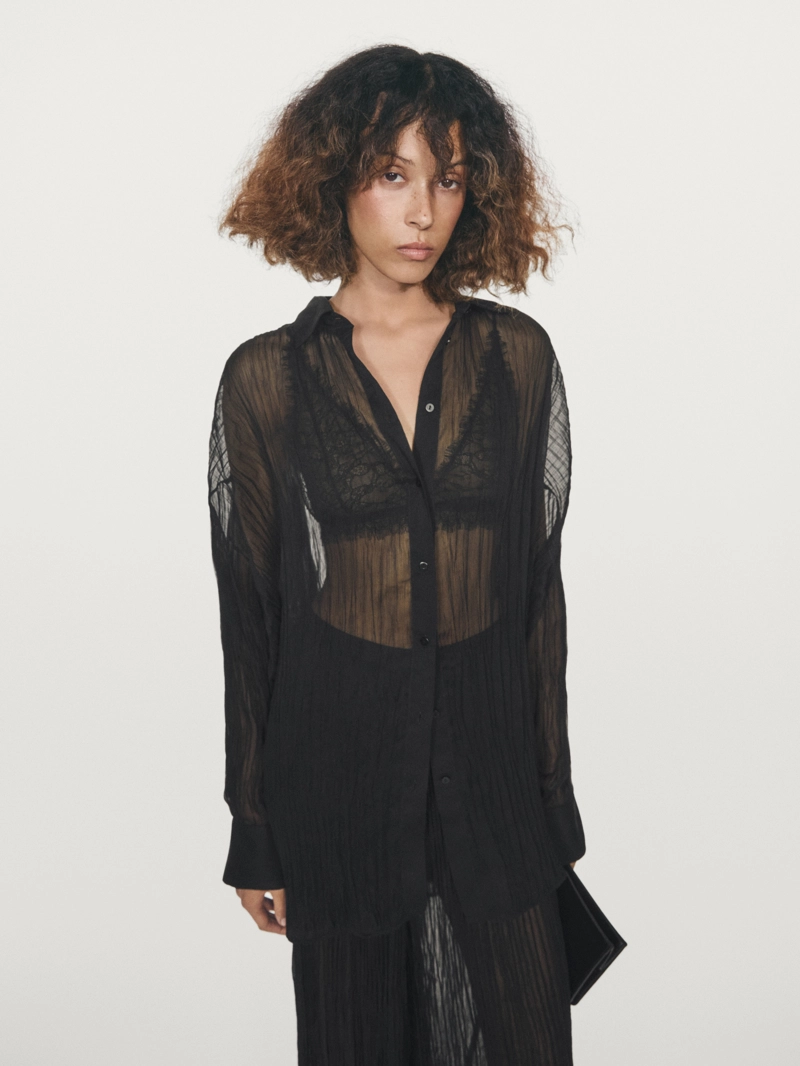 Длинная плиссированная рубашка свободного кроя