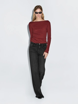 Джинсы с расклешенным низом на средней посадке- Заказать в России