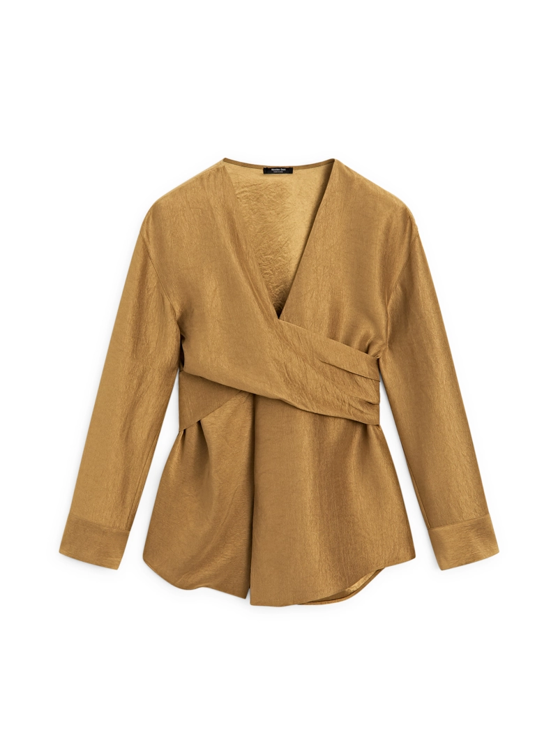 Рубашка с поясом и широкими рукавами