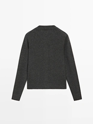 Кофта-кардиган с пуговицами из золота- Заказать в России