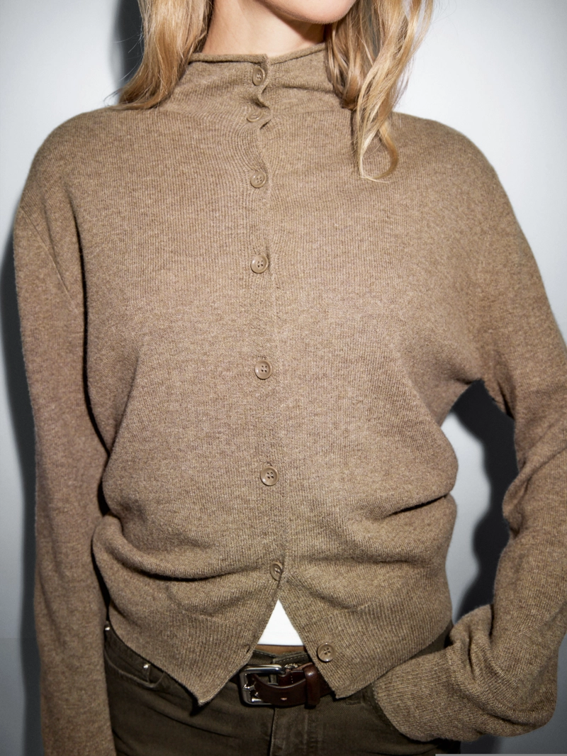 Кардиган с высоким воротником из 100% шерсти