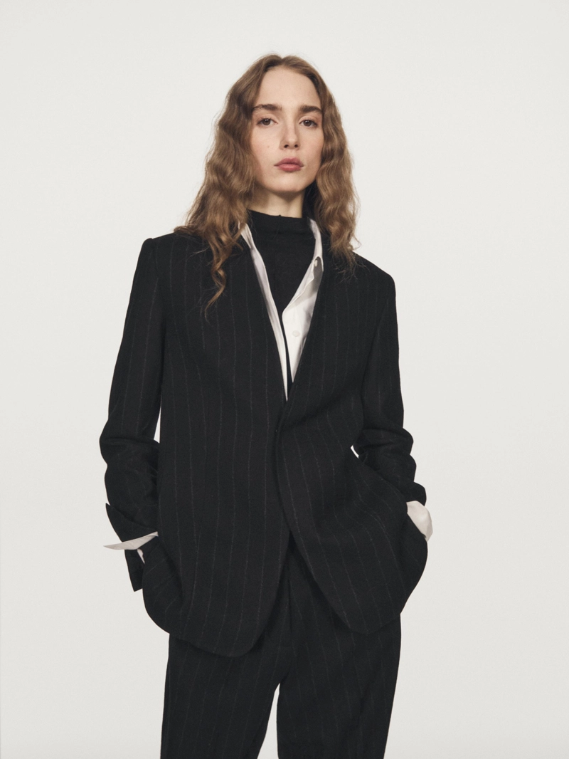 Пиджак без воротника в полоску