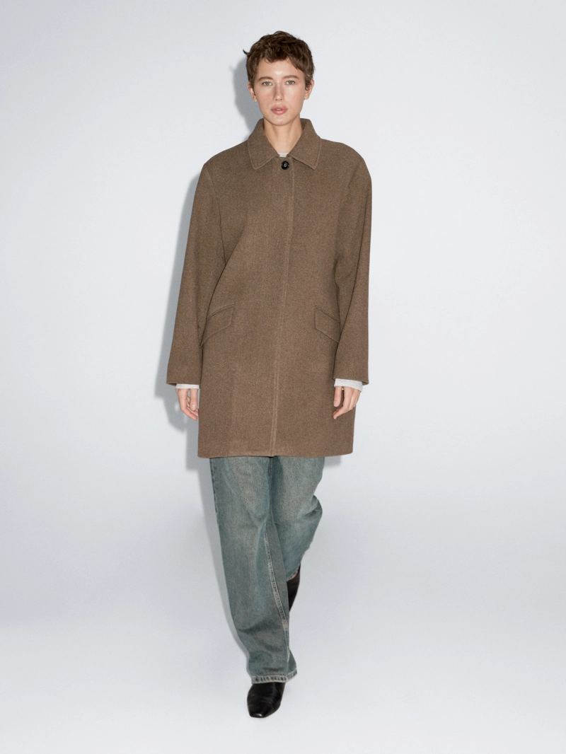 Пальто из шерстяно-шелковой смеси с клапанными карманами