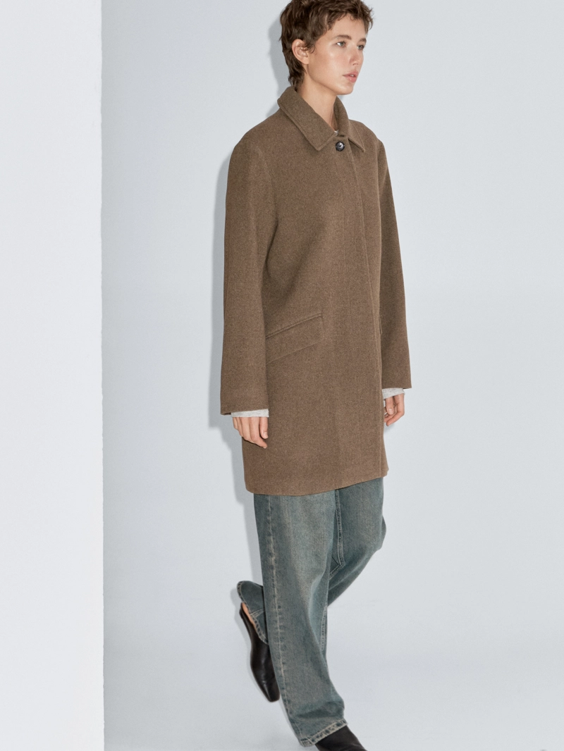 Пальто из шерстяно-шелковой смеси с клапанными карманами