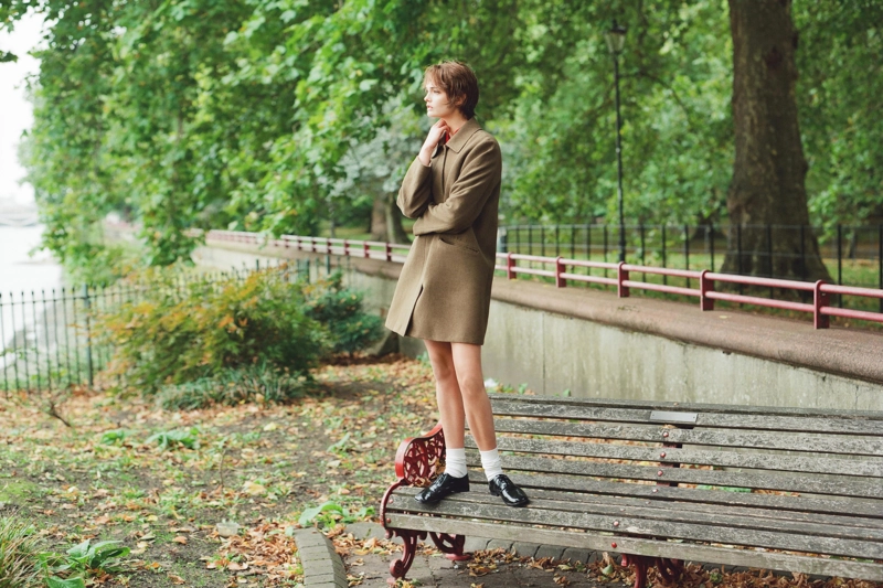 Пальто из шерстяно-шелковой смеси с клапанными карманами