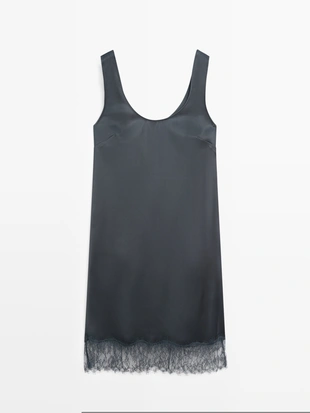 Короткое платье из атласа с летящей тканью- Заказать в России