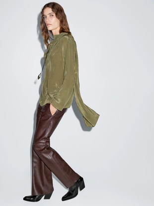 Блузка с объемным воротником из текучей ткани- Заказать в России
