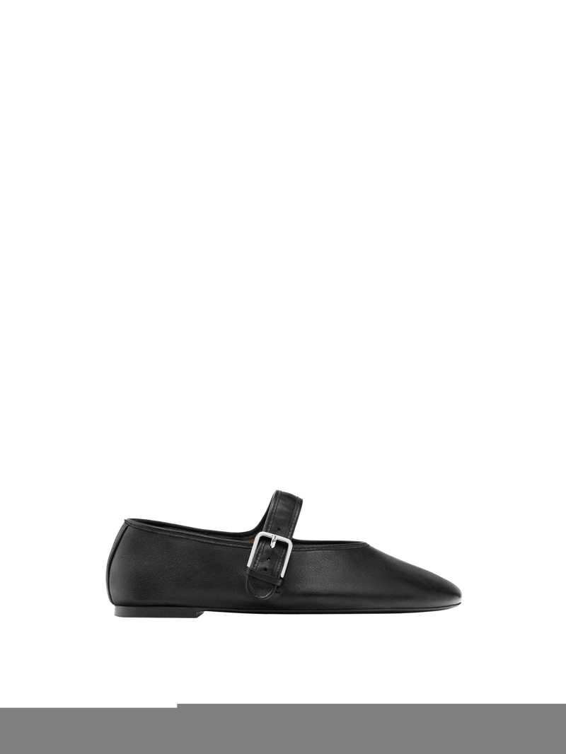 Туфли из мягкой кожи