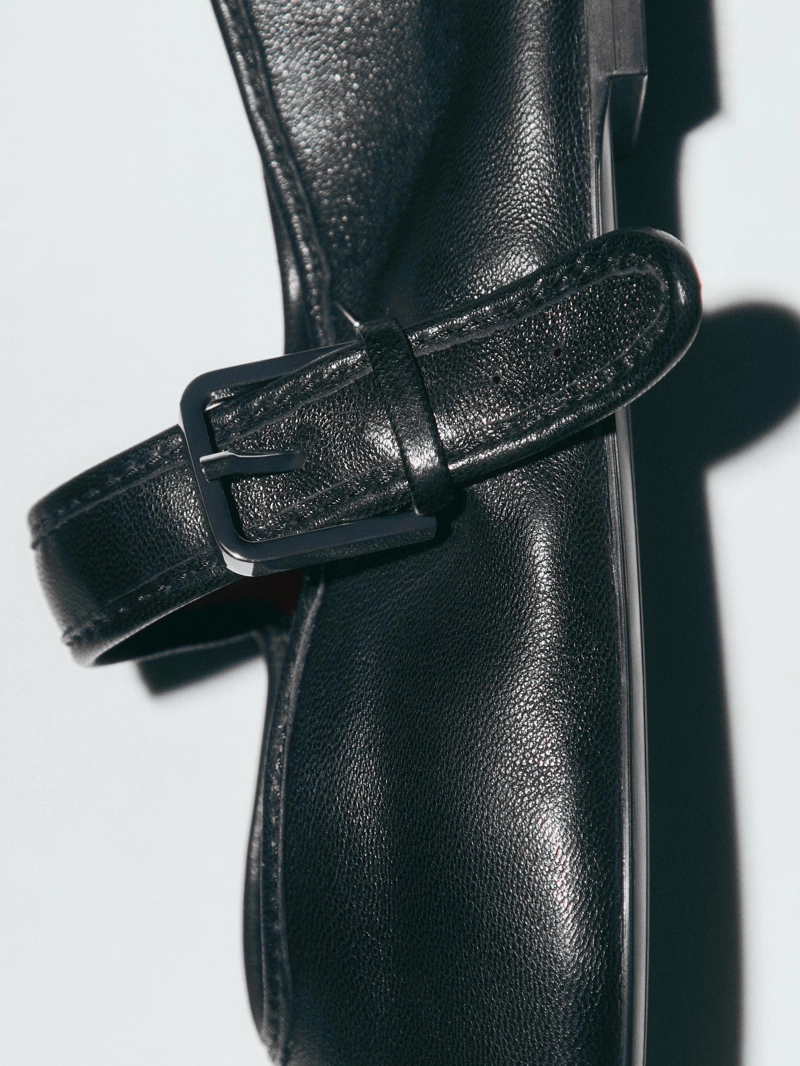 Туфли из мягкой кожи