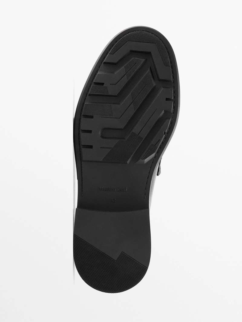 Мягкие кожаные мокасины