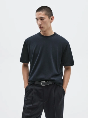 Футболка из хлопкового смесового материала с коротким рукавом - LIMITED- Заказать в России