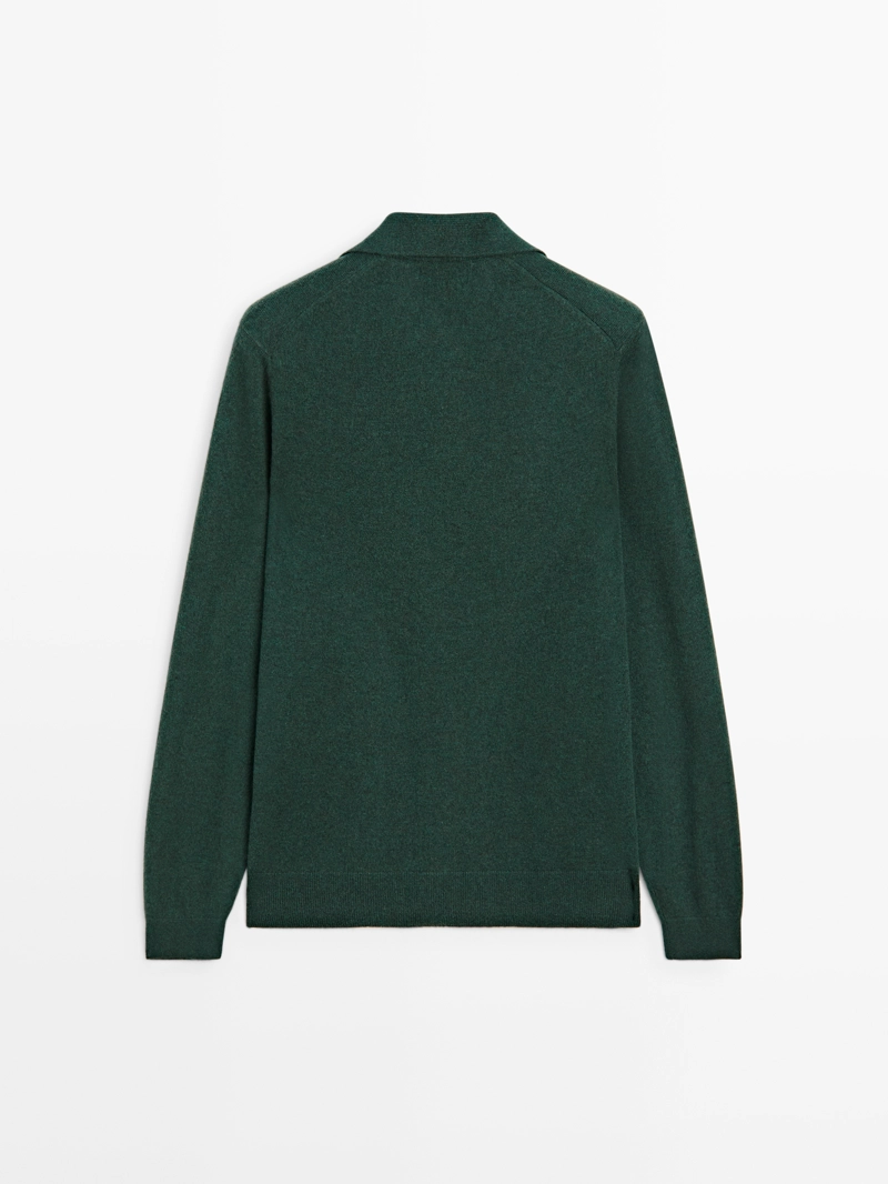 Водолазка-поло из 100% шерсти с v-образным вырезом