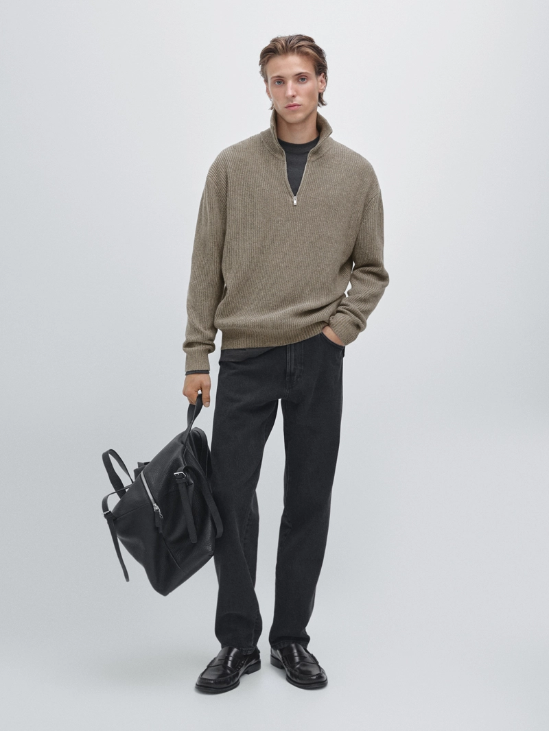 Вязанный свитер с высоким воротником и молнией