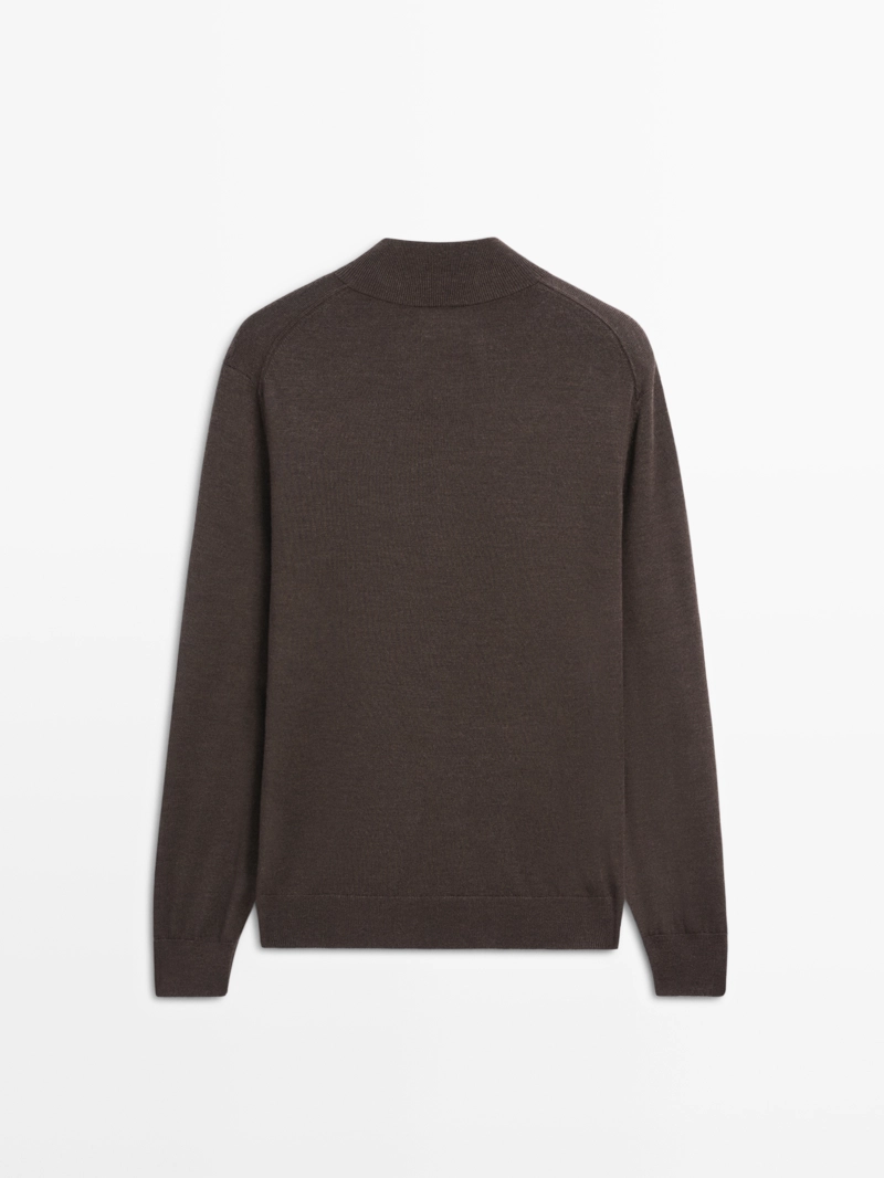 Свитер с высоким воротником из 100% шерсти с пуговицами