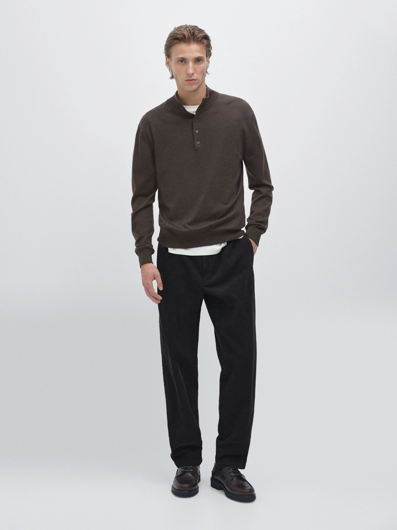 Свитер с высоким воротником из 100% шерсти с пуговицами