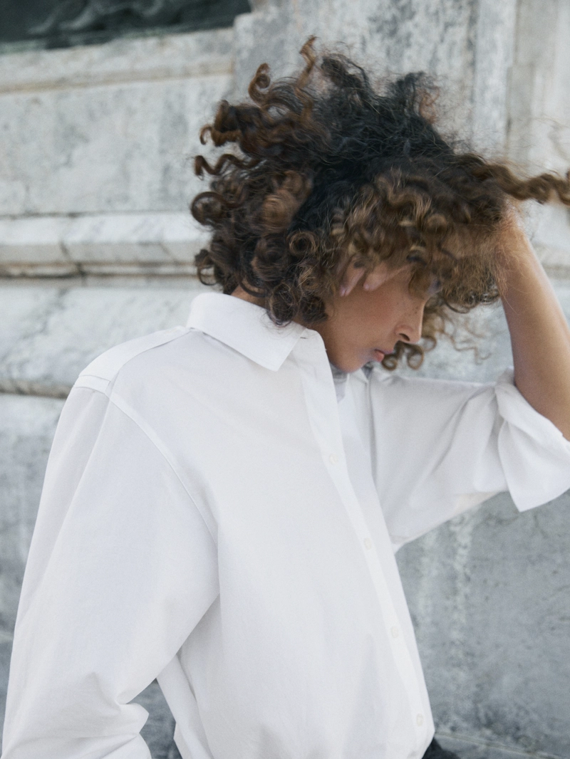 Рубашка из 100% хлопка с деталями на плечах