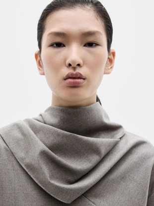 Блузка с завязкой на шее - LIMITED- Заказать в России