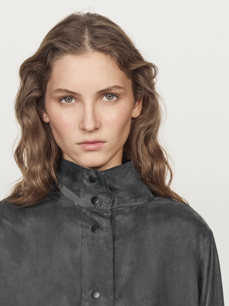 Рубашка с потайными кнопками