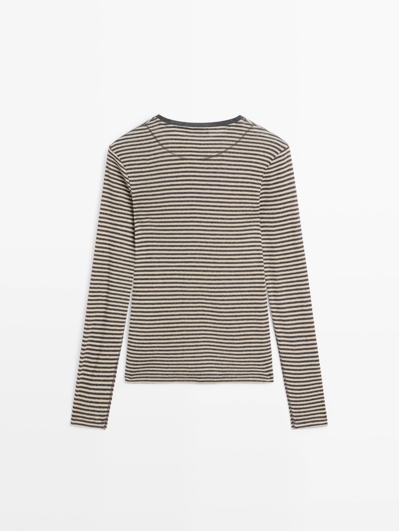 Футболка из хлопково-вискозного трикотажа с длинным рукавом