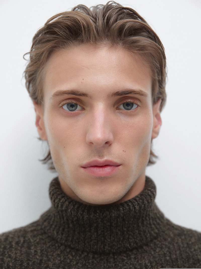 Свитер из муліне 100% шерсти с высоким воротником