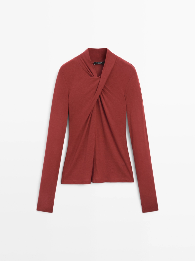 Топ из лиоцелла и шерсти с перекрестным лифом