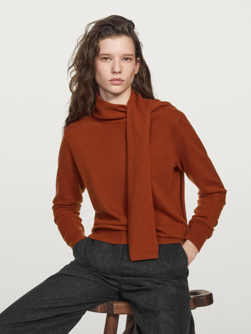 Свитер из шерстяной смеси с деталями в виде шарфа