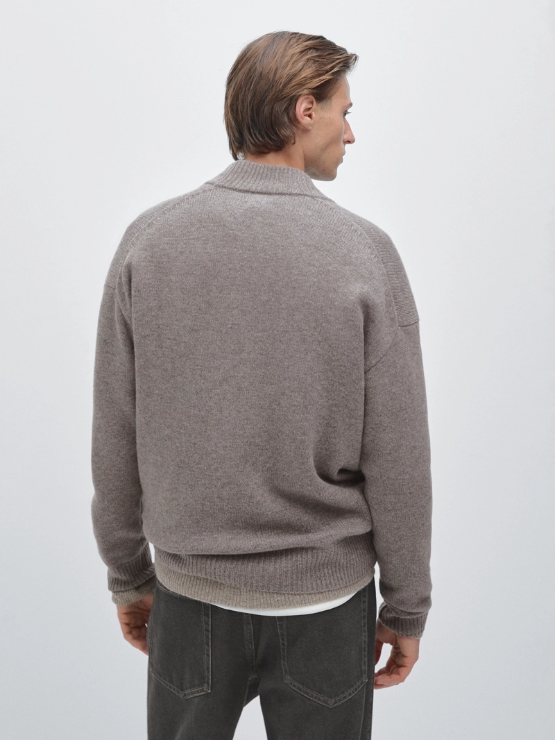 Кардиган с высоким воротником из шерсти