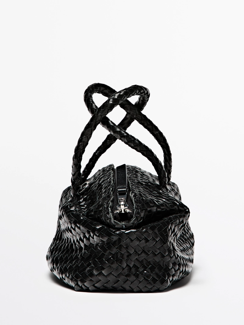 Сумка маленькая женская из плетеной кожи нубук