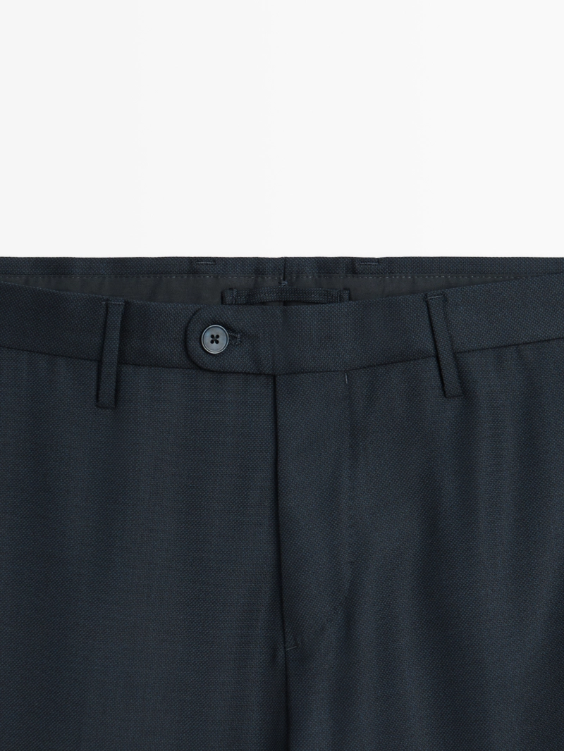 Брюки костюмные с микрофактурным плетением