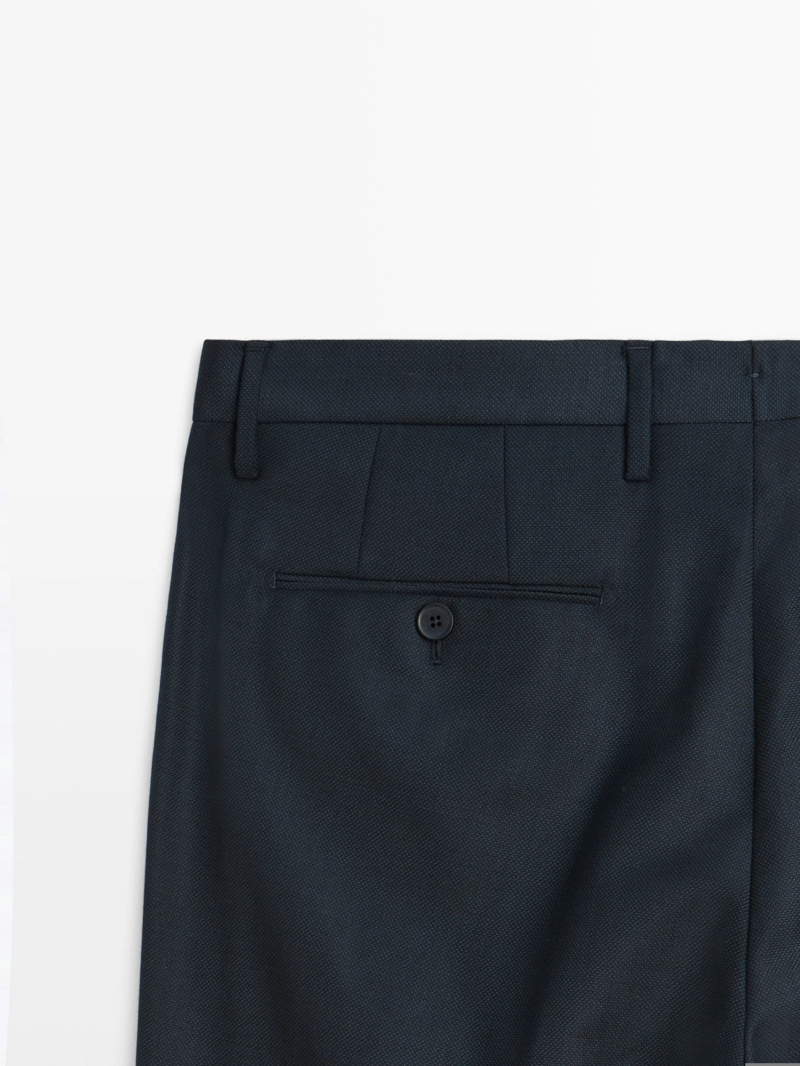 Брюки костюмные с микрофактурным плетением