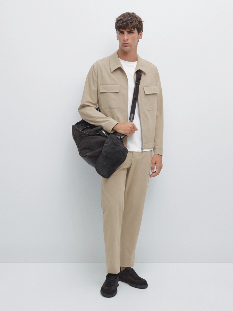 Брюки с широкими линиями regular-fit из технической ткани