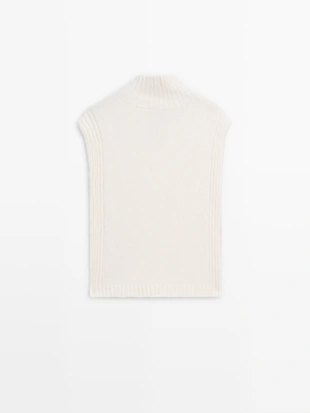 Жилетка с высоким воротником без рукавов- Заказать в России