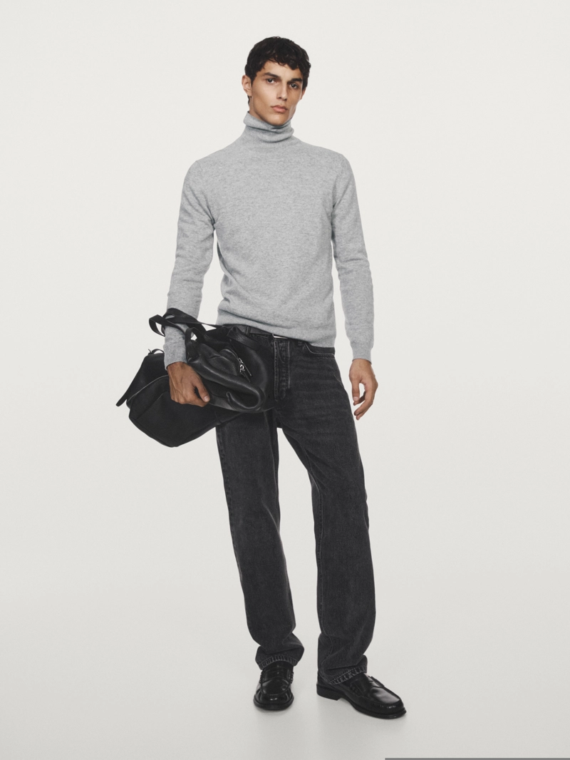 Свитер из шерстяного микса с высоким воротником