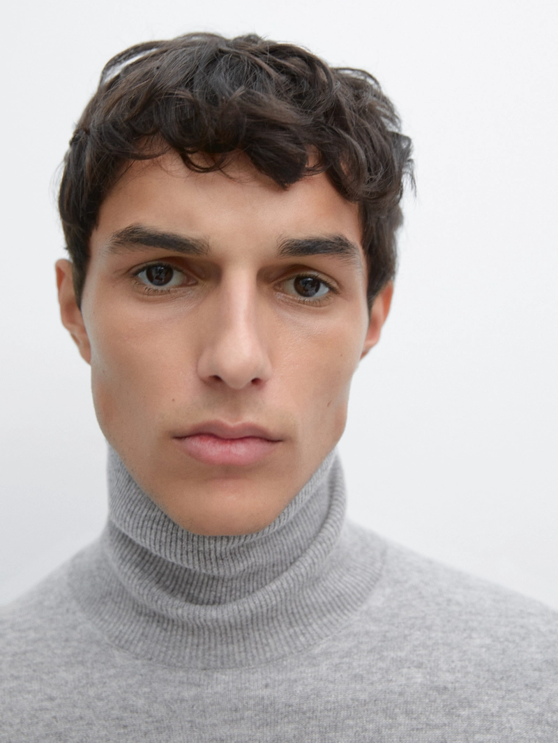 Свитер из шерстяного микса с высоким воротником